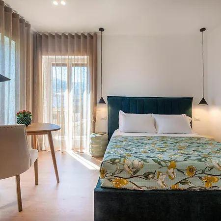 Апартаменти Rooftop 31 With Sea View *